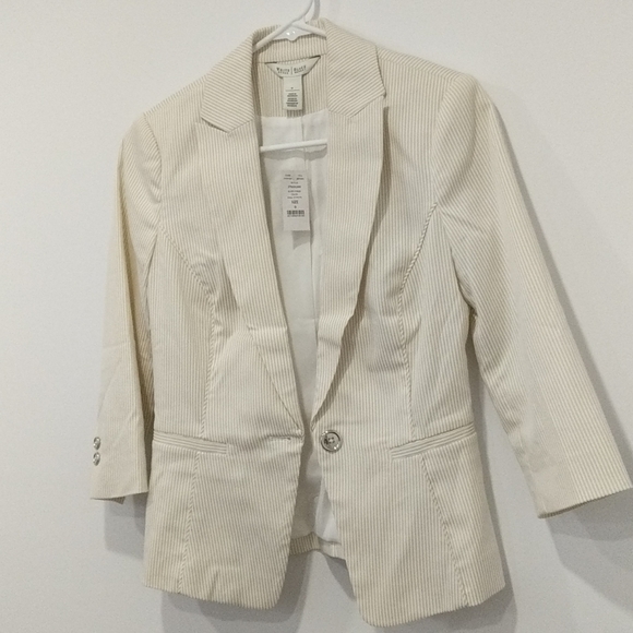 White House Black Market 3Q Blazer - Picture 2 of 8